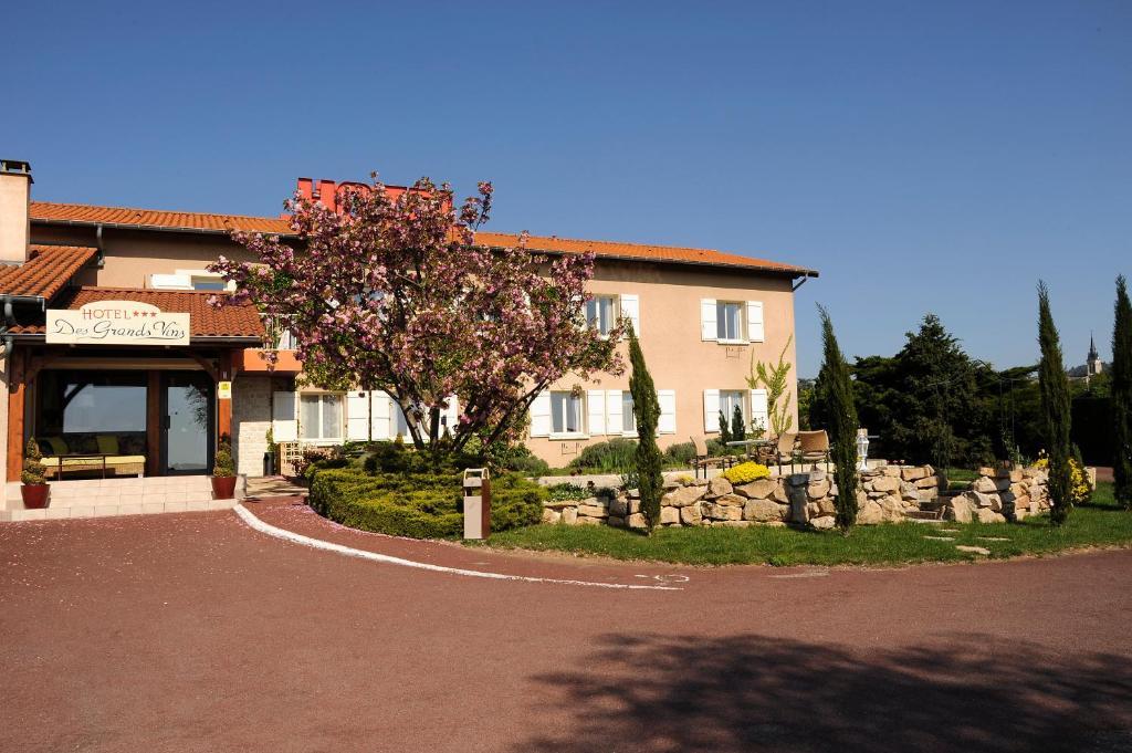 Logis Hotel Des Grands Vins Fleurie Buitenkant foto