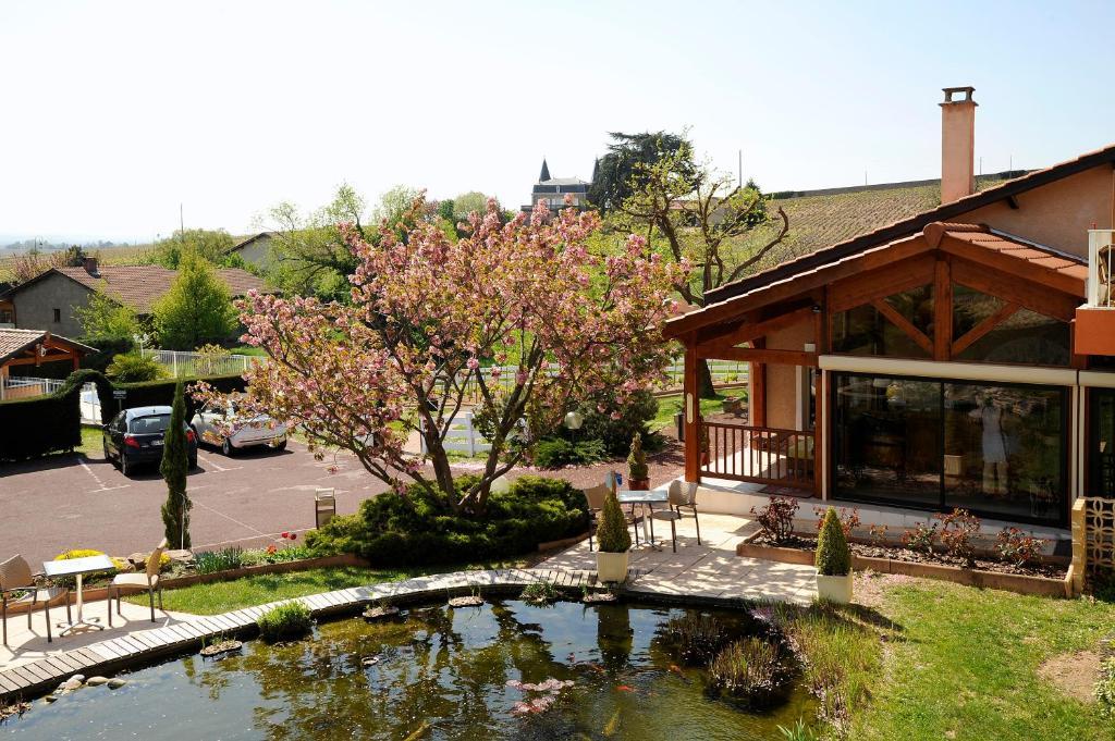 Logis Hotel Des Grands Vins Fleurie Buitenkant foto